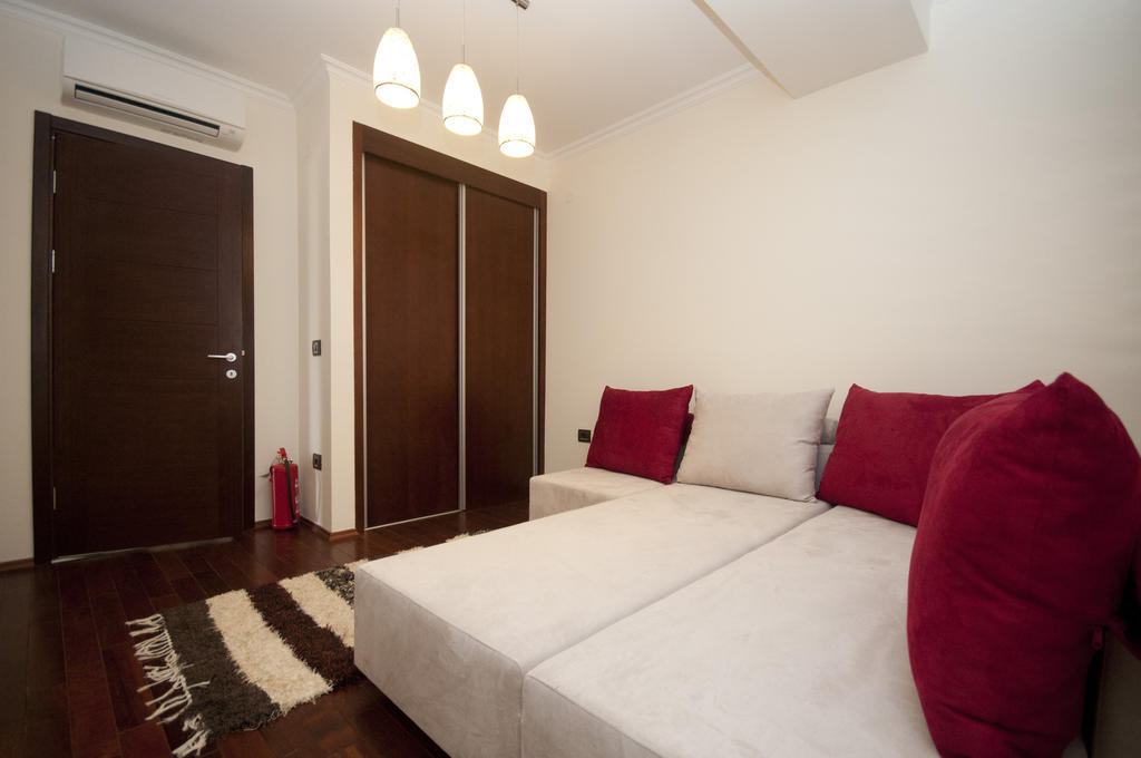 St.George Apartments Petrovac na moru Zimmer foto