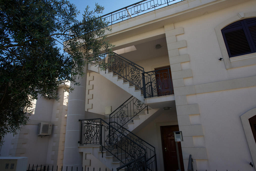 St.George Apartments Petrovac na moru Exterior foto